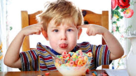 Top 5 warning signs that will nudge you to adjust your child’s diet