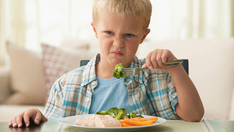 6 simple ways to tackle picky eating and sensory disorders in Children